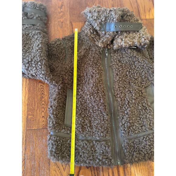 Design History New York Palmer Teddy Women's XS Jacket Coat Faux Fur Buckle Soft - Picture 14 of 16